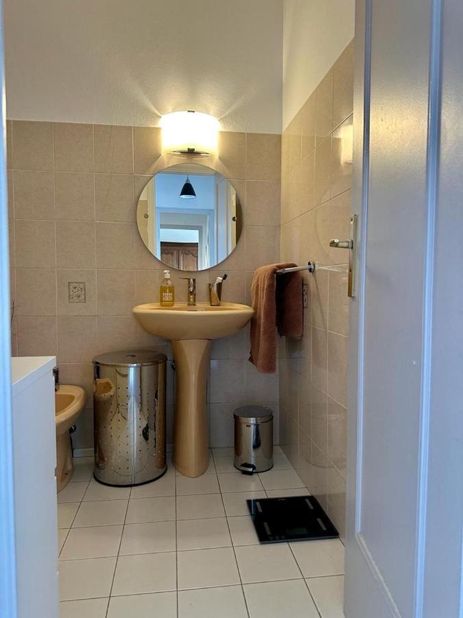Bel Appartement Avec Vue Mer Villeneuve-Loubet Exterior photo