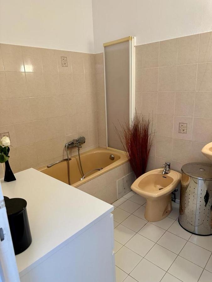 Bel Appartement Avec Vue Mer Villeneuve-Loubet Exterior photo